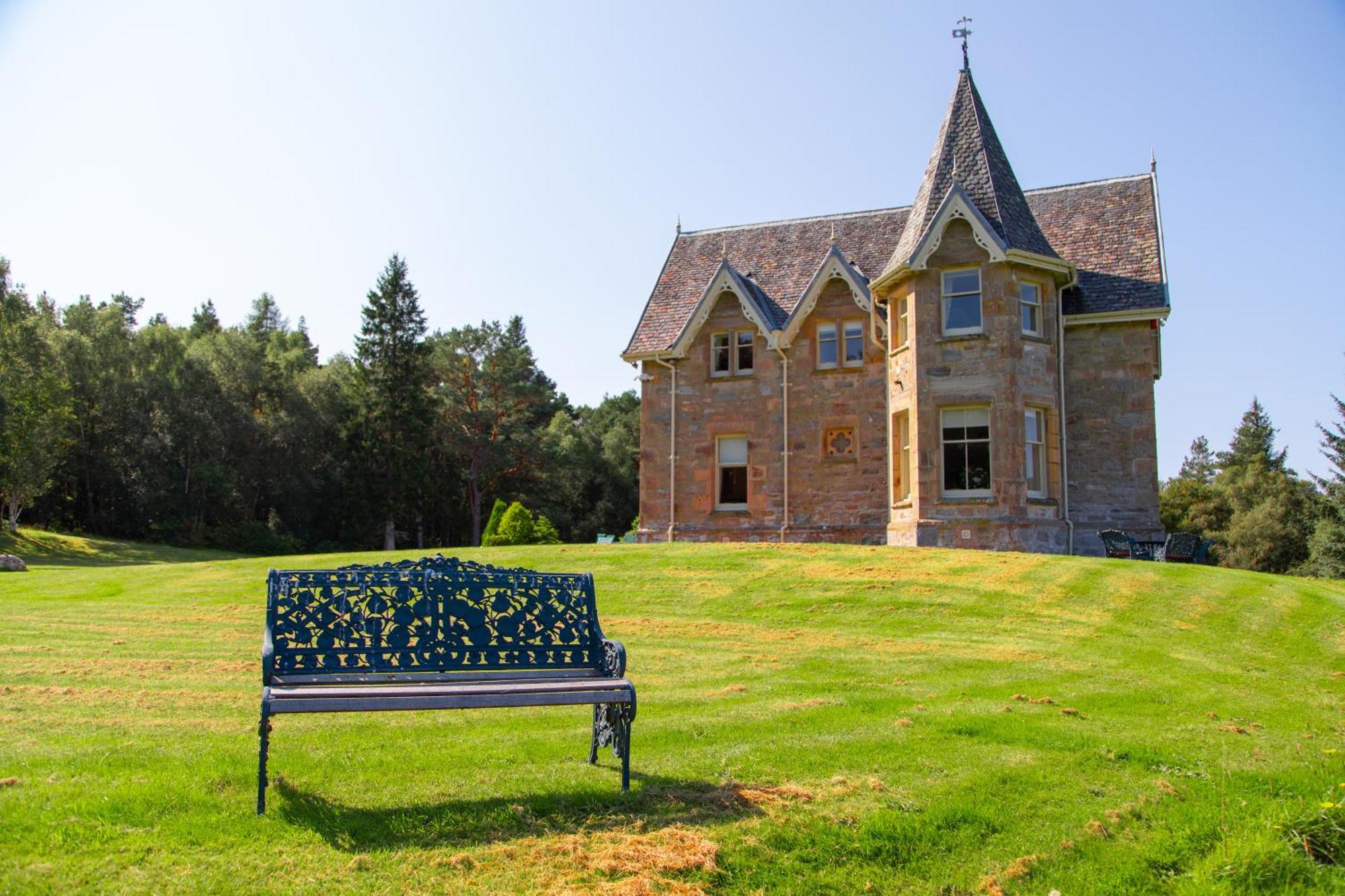 Inveroykel Lodge At Rosehall Exteriér fotografie