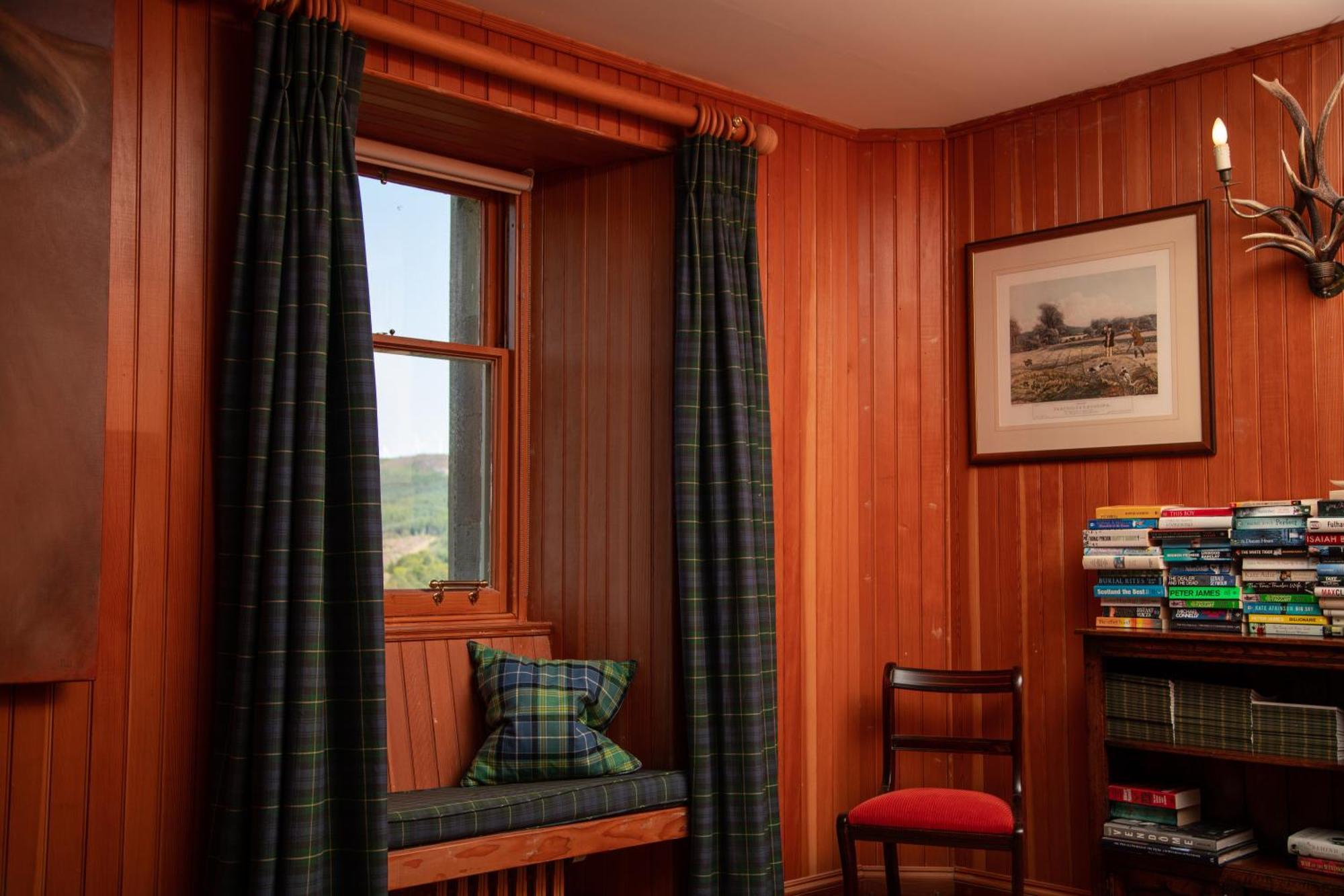 Inveroykel Lodge At Rosehall Exteriér fotografie